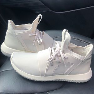 ADIDAS Tubular sneaker